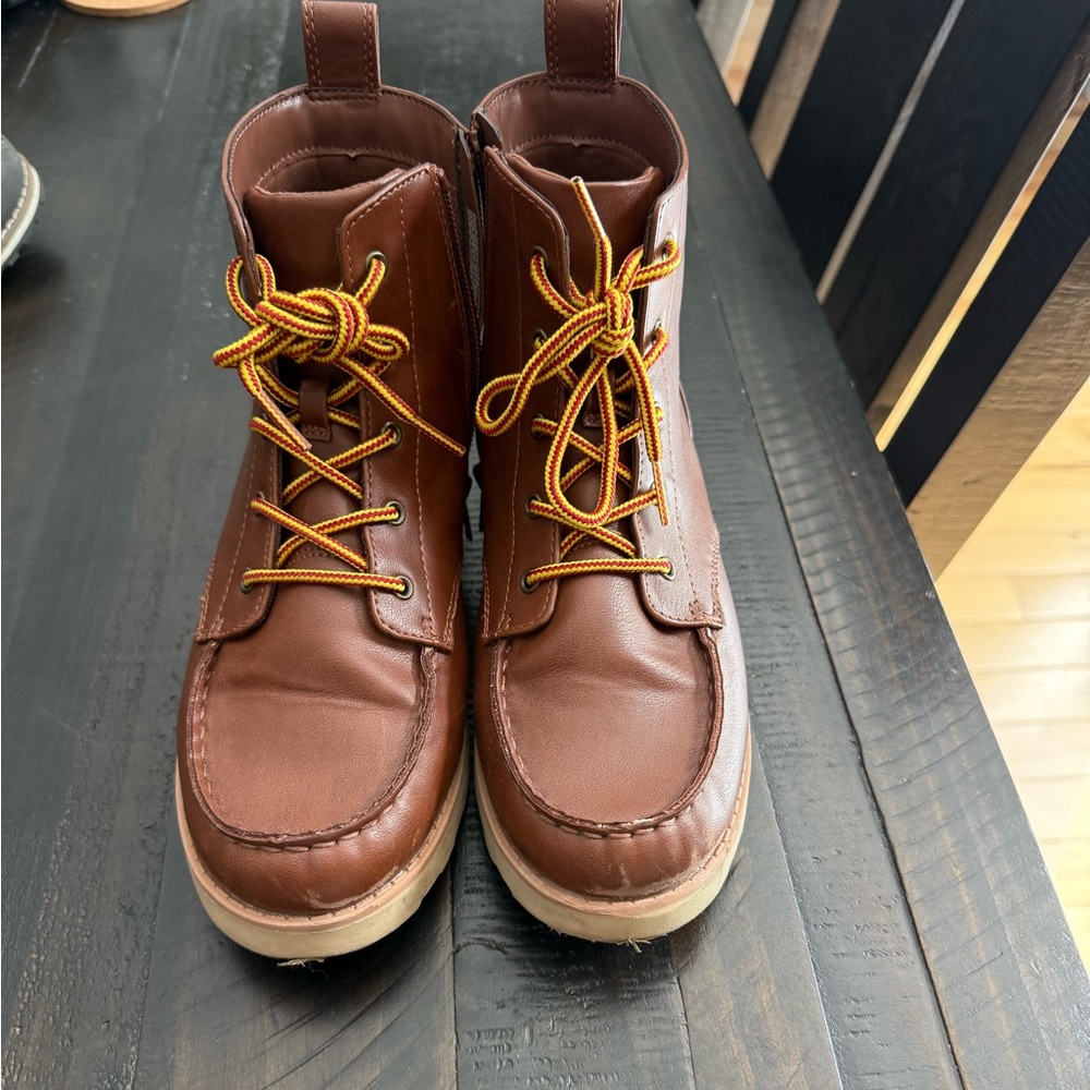 Cat and Jack boots